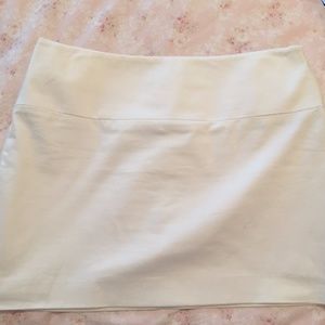 💗EXPRESS White Mini Skirt